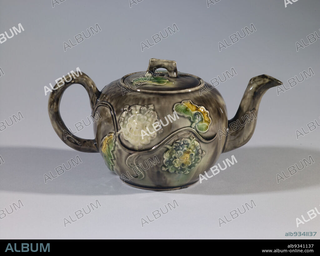 Teapot, English, c.1760, Glazed earthenware, Made in Staffordshire, England, Europe, Ceramics, containers, 3 5/8 x 4 x 7 1/8 in. (9.2 x 10.2 x 18.1 cm).