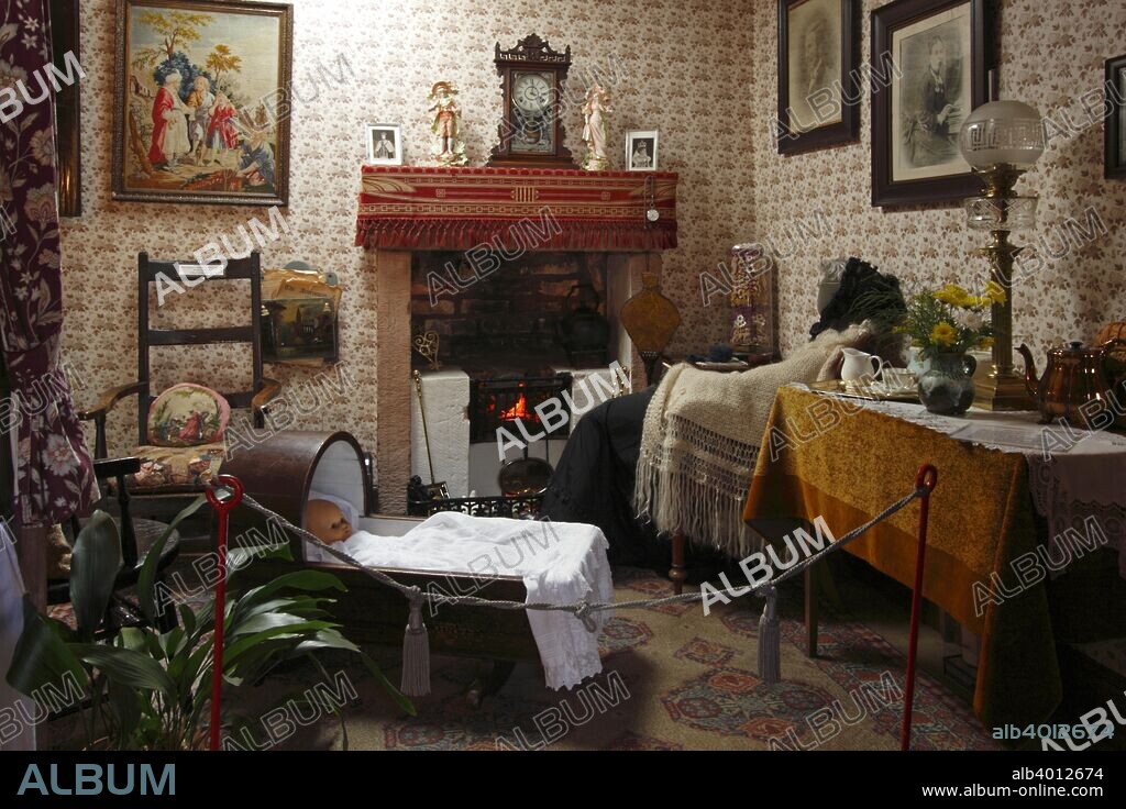 19th century cottage interior, Arran Heritage Museum, Brodick, Arran, North Ayrshire, Scotland.