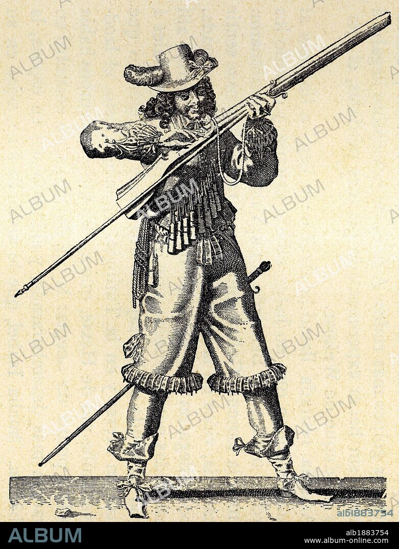 EJERCITOS SIGLO XVIII. FRANCIA. MOSQUETERO de la INFANTERIA de Luís XIV SOPLANDO LA MECHA DEL MOSQUETE. Grabado.