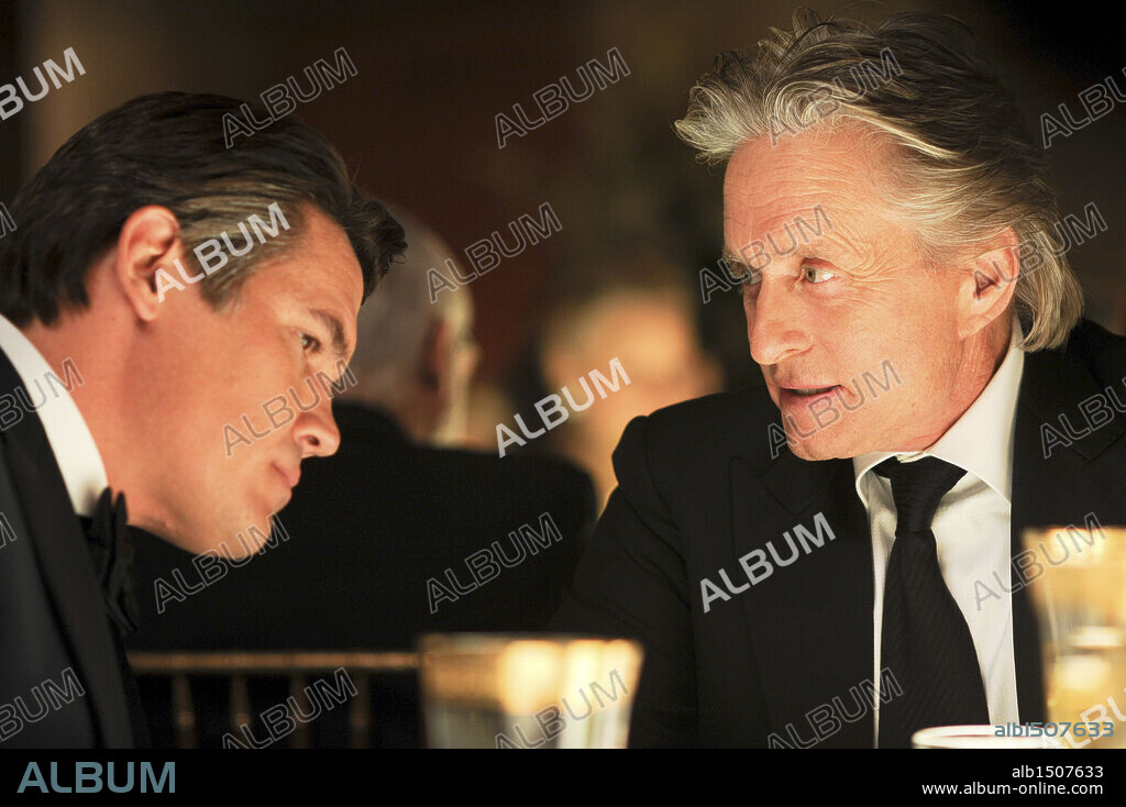 JOSH BROLIN and MICHAEL DOUGLAS in WALL STREET: MONEY NEVER SLEEPS, 2010, directed by OLIVER STONE. Copyright EDWARD R. PRESSMAN FILM.
