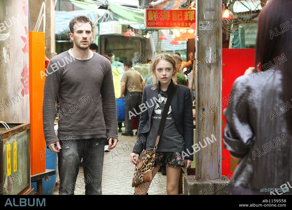 CHRIS EVANS y DAKOTA FANNING en PUSH, 2009, dirigida por PAUL MCGUIGAN. Copyright INFINITY FEATURES ENTERTAINMENT/ICON PRODUCTIONS.
