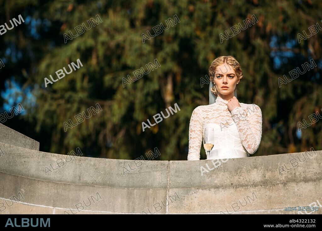 SAMARA WEAVING en NOCHE DE BODAS, 2019 (READY OR NOT), dirigida por MATT BETTINELLI-OLPIN y TYLER GILLETT. Copyright MYTHOLOGY ENTERTAINMENT/VINSON FILMS.