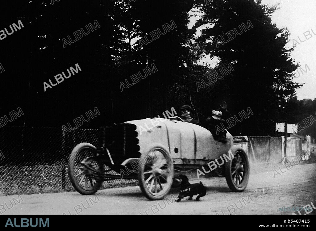 UNKNOWN. Turcat Mery driven by Henri Rougier at the 1904 Gordon Bennett Cup, Homburg, Germany. Rougier finished the race in third place.