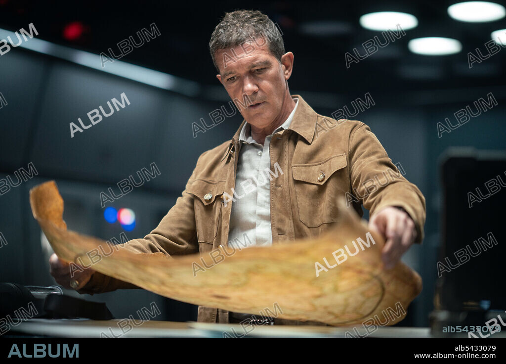 ANTONIO BANDERAS in UNCHARTED, 2022, directed by RUBEN FLEISCHER. Copyright COLUMBIA PICTURES.