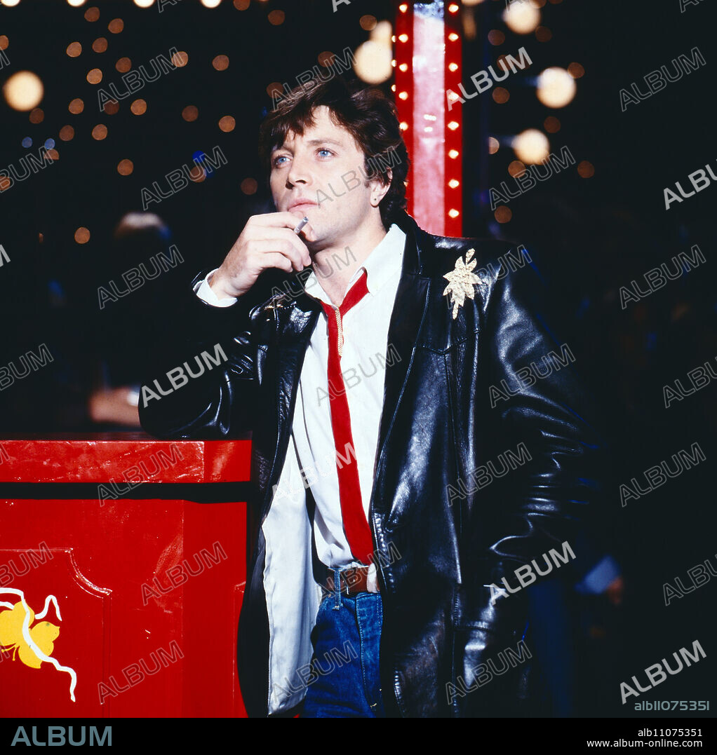 Chagrin D'Amour, pop singer Gregory Ken, aka Jean-Pierre Trochu, performance in Germany, 1982.