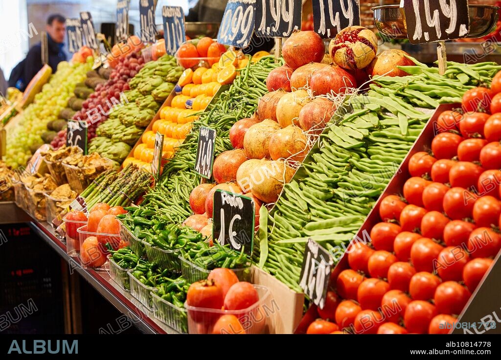 Mercat St Josep, La Boqueria market, Las Ramblas. Barcelona. Catalonia. Spain.