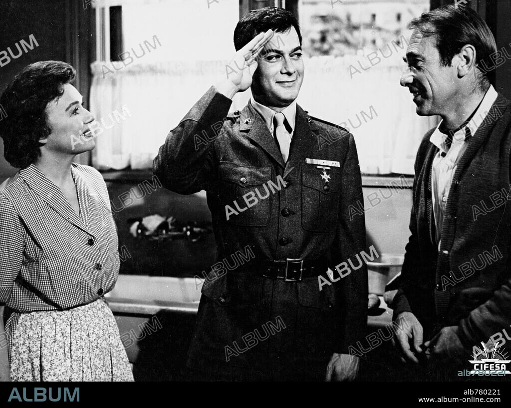 GARY MERRILL y TONY CURTIS en EL GRAN IMPOSTOR, 1961 (THE GREAT IMPOSTOR), dirigida por ROBERT MULLIGAN. Copyright UNIVERSAL INTERNATIONAL.