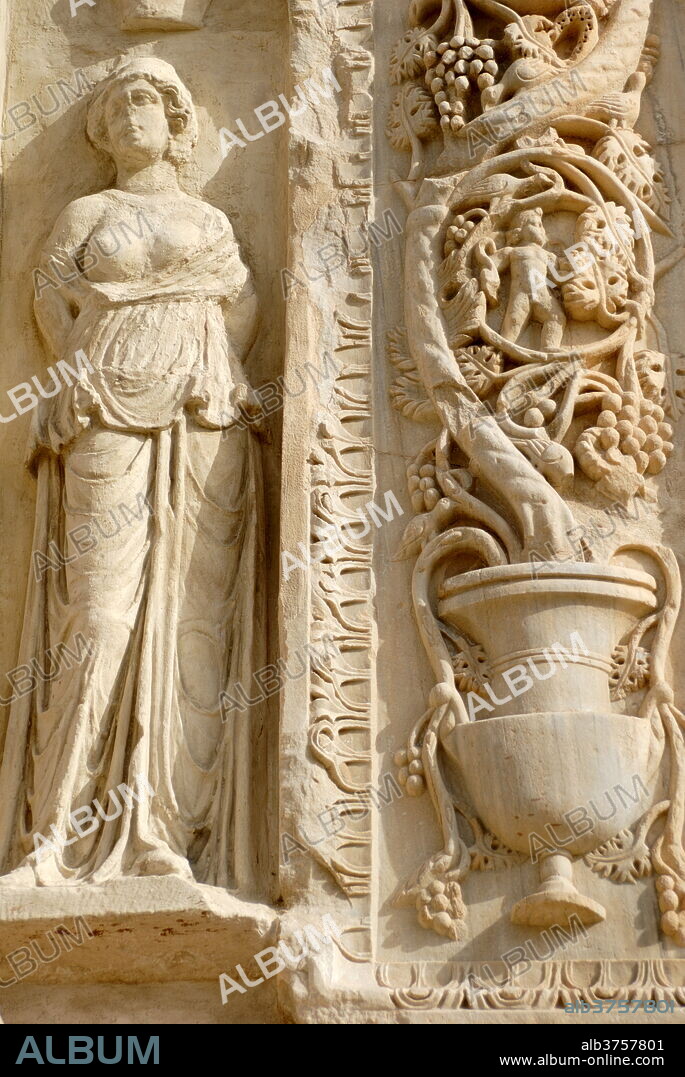 Arch of Septimius Severus, Leptis Magna, UNESCO World Heritage Site, Libya, North Africa, Africa.