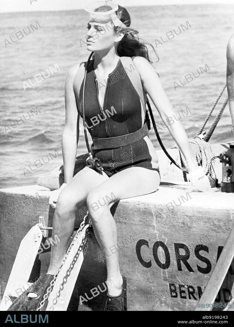 JACQUELINE BISSET in THE DEEP, 1977, directed by PETER YATES. Copyright COLUMBIA PICTURES.
