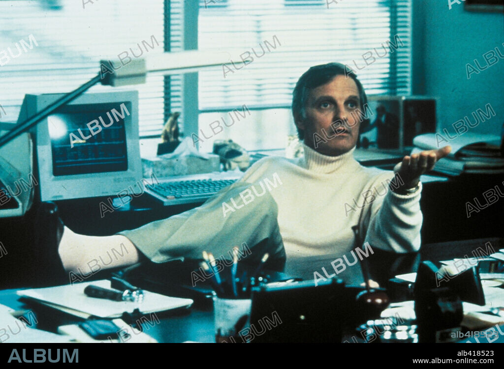 ALAN ALDA in CRIMES AND MISDEMEANORS, 1989, directed by WOODY ALLEN. Copyright ORION PICTURES.
