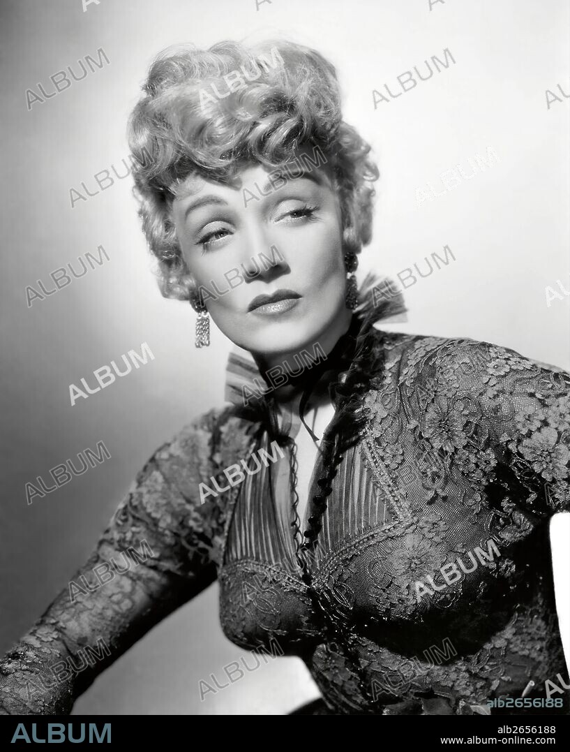 MARLENE DIETRICH en ENCUBRIDORA, 1952 (RANCHO NOTORIOUS), dirigida por FRITZ LANG. Copyright RKO FIDELITY.