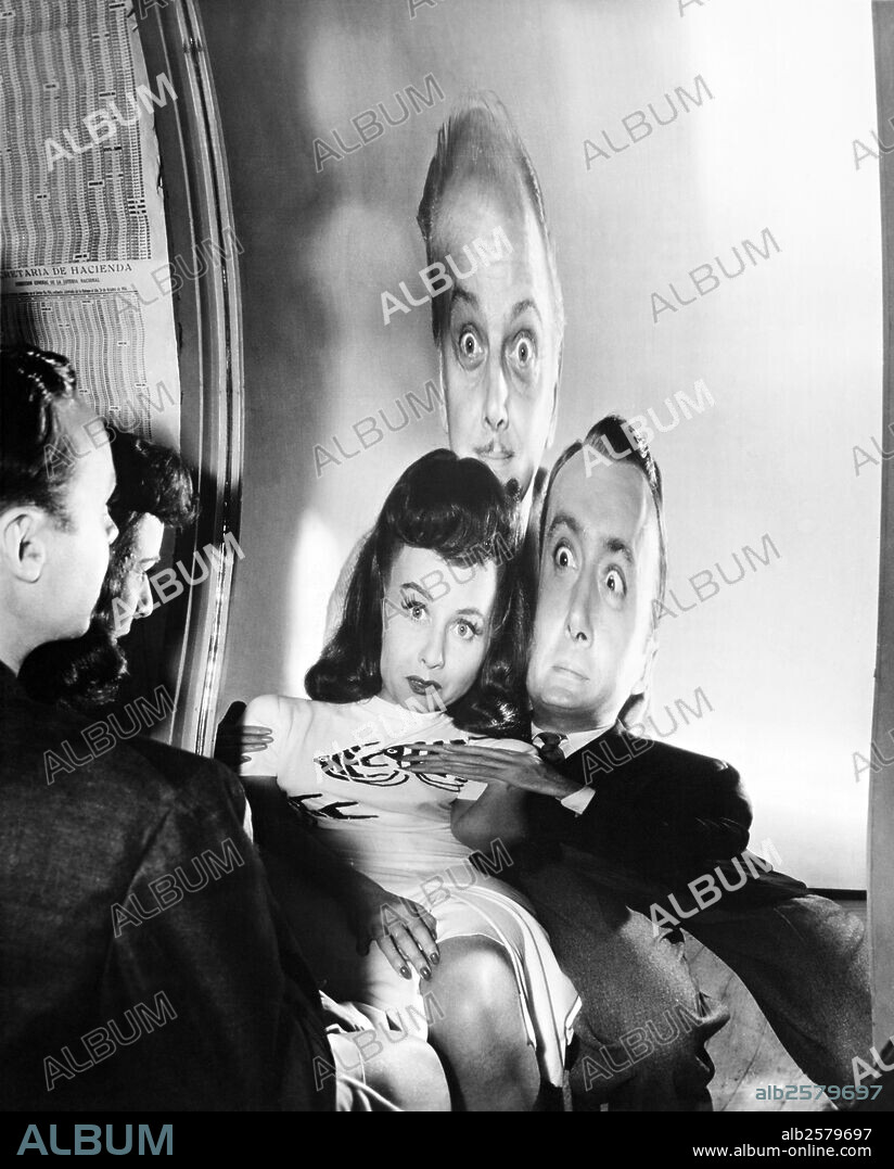 CHARLES BOYER, MITCHELL LEISEN y PAULETTE GODDARD en SI NO AMANECIERA, 1941 (HOLD BACK THE DAWN), dirigida por MITCHELL LEISEN. Copyright PARAMOUNT PICTURES.