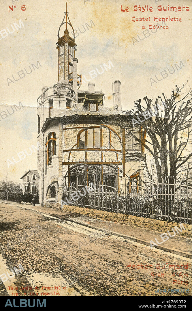 'Le style GUIMARD (1841-1927) : Castel Henriette a Sevres'. Photographie anonyme pour une carte postale vers 1902. Credit : Collection IM/KHARBINE-TAPABOR.