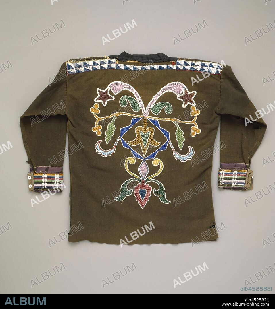 Winnebago, Native American, Man's Shirt, ca. 1860, wool and cotton fabric, glass beads, plant fiber, Overall (back, center neckline to hem): 25 inches (63.5 cm).