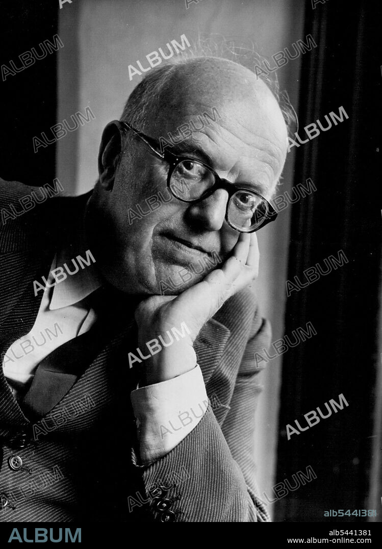 Charles Percy Snow, C.B.E., Writer - He married, in 1950, the novelist Pamela Hansford Johnson; they have one son. August 26, 1954. (Photo by Mark Gerson, Camera Press).