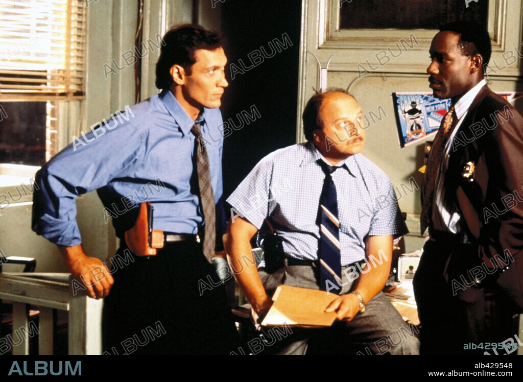 DENNIS FRANZ, JAMES MCDANIEL and JIMMY SMITS in NYPD BLUE-TV, 1993. Copyright 20TH CENTURY FOX TV.