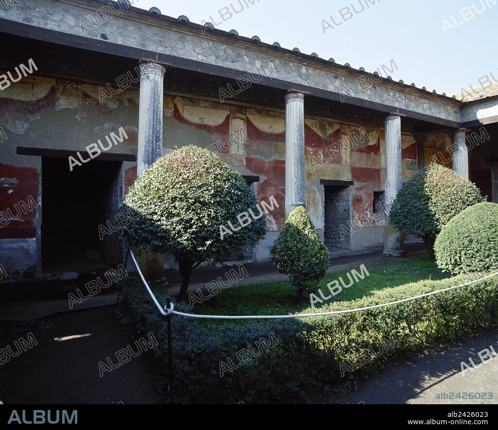 Italy. Pompeii. House of Venus in Shell. Courtyard garden. Campania.
