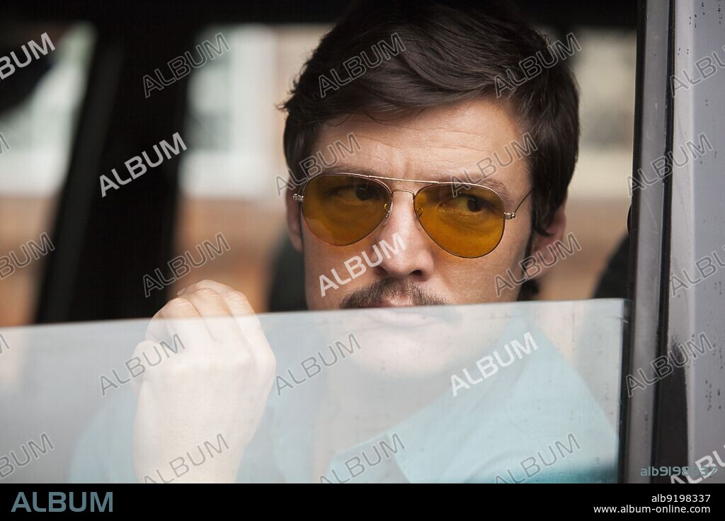 PEDRO PASCAL in NARCOS, 2015, unter der Regie von ANDRES BAIZ, FERNANDO COIMBRA, GUILLERMO NAVARRO und JOSE PADILHA. Copyright NETFLIX.