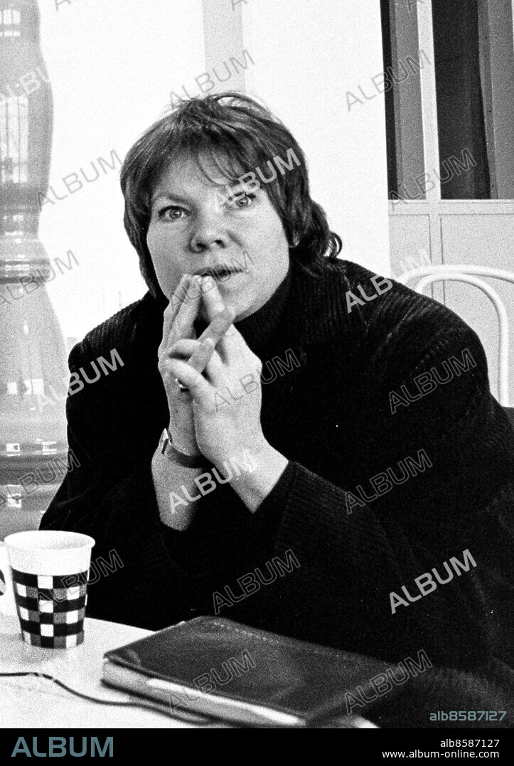 1970-01-14.. Birgitta Stenberg, författare.. Foto: Bertil S-son Åberg / RiR / SVT / Kod: 5600. Reportage publ. i RiR 8/70 sid. 10-12 inför TV-pjäsen Garderoben av Birgitta Stenberg.. RiR 19732 sv/v neg.