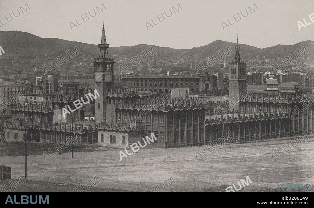 Barcelona. Josep Puig i Cadafalch (1867-1956), arquitecto modernista. Fábrica Casaramona, en la avenida Marqués de Comillas, 6 y 8, encargo del fabricante de tejidos Casimiro Casaramona Puigcercós. Año 1911. Tarjeta postal A.T.V.