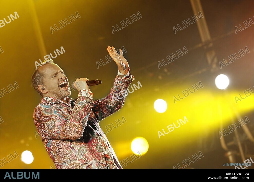 Sevilla, 22/09/2012. Concierto de Miguel Bosé en el Auditorio. Foto: Raúl Doblado. Archsev.
