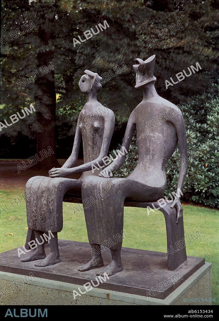 HENRY MOORE. REY Y REINA - SIGLO XX.