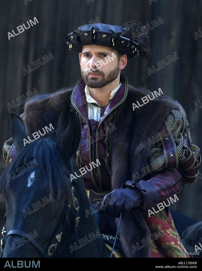 ERIC BANA, HEINRICH VIII. VON ENGLAND and NATALIE PORTMAN. ERIC BANA and NATALIE PORTMAN in THE OTHER BOLEYN GIRL, 2007, directed by JUSTIN CHADWICK. Copyright BBC FILMS.