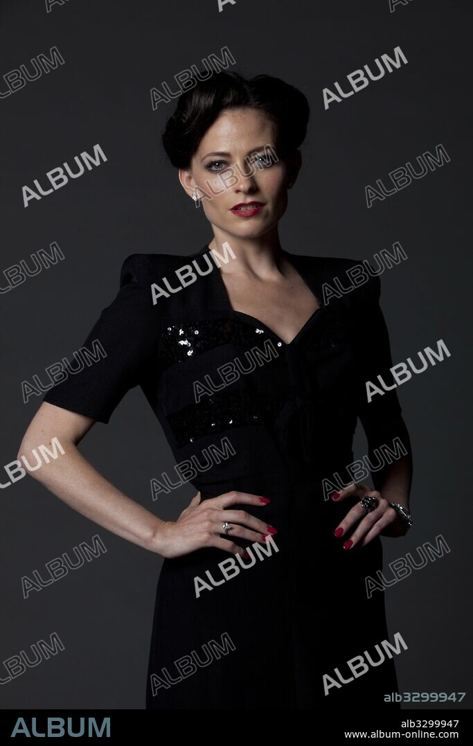 LARA PULVER in SHERLOCK, 2010, directed by PAUL MCGUIGAN. Copyright HARTSWOOD FILMS/BBC WALES.