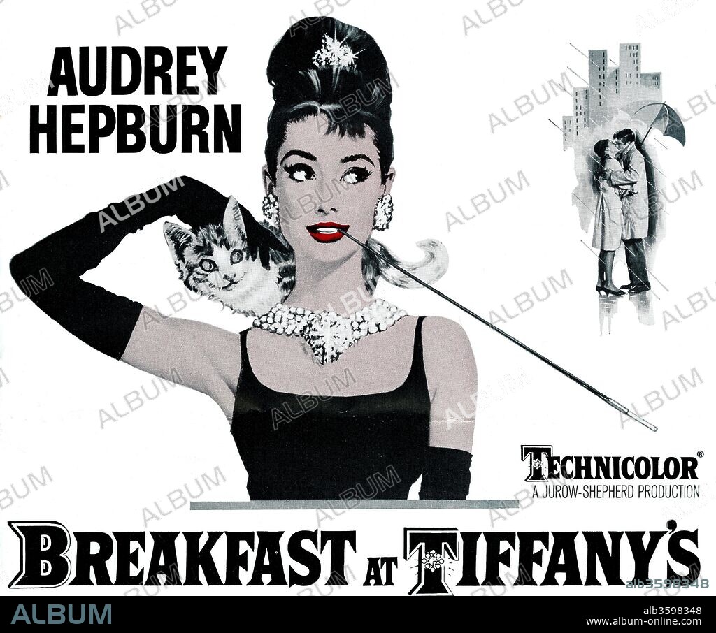 AUDREY HEPBURN in BREAKFAST AT TIFFANY'S, 1961, directed by BLAKE EDWARDS. Copyright PARAMOUNT PICTURES.