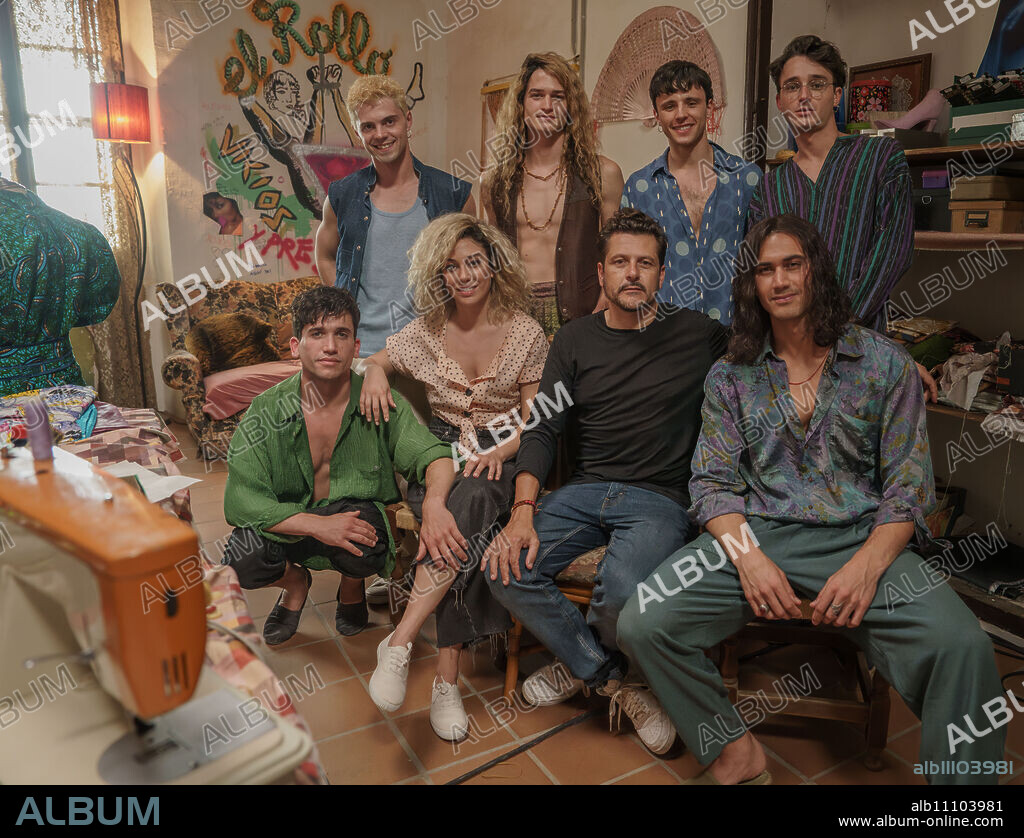 Alejandro Speitzer, BLANCA SUAREZ, Gonzalo Ramírez, IVAN PELLICER, JAIME LORENTE, Javier Morgade, KIKE MAILLO and Pol Granch in DISCO IBIZA LOCOMÍA, 2024, directed by KIKE MAILLO. Copyright Nadie es perfecto/La Chica de la Curva/SDB Films/Atresmedia Televisión/Netflix/TV3 / CARBALLADA, JULIA.