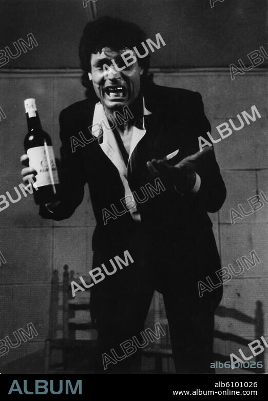Agujetas de Jerez, eigentl. Manuel de los Santos Pastor; spanischer Flamenco-Sänger; geb. 1950 in Jerez de la Frontera (Cadiz).-Agujetas singt.-Foto, o.O., 1992.