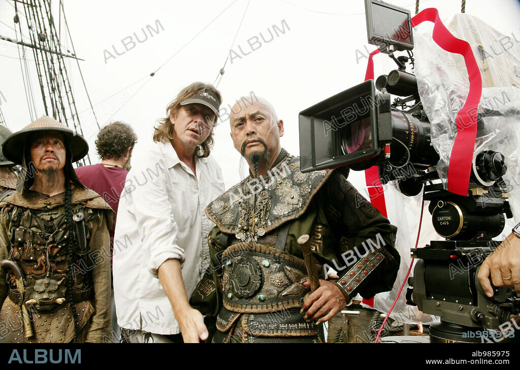 CHOW YUN-FAT in PIRATES OF THE CARIBBEAN: AT WORLDS END, 2007, directed by GORE VERBINSKI. Copyright WALT DISNEY PICTURES / MOUNTAIN, PETER.