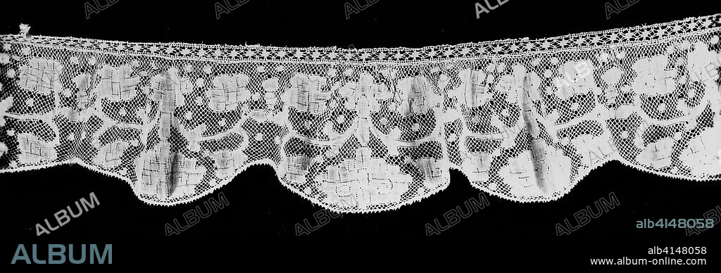 Border. Belgium, Flanders, probably Antwerp. Date: 1825-1850. Dimensions: 13.1 × 177.2 cm (5 1/8 × 69 3/4 in.)
Width repeat: 17 cm (6 3/4 in.). Cotton, bobbin straight lace. Origin: Flanders.
