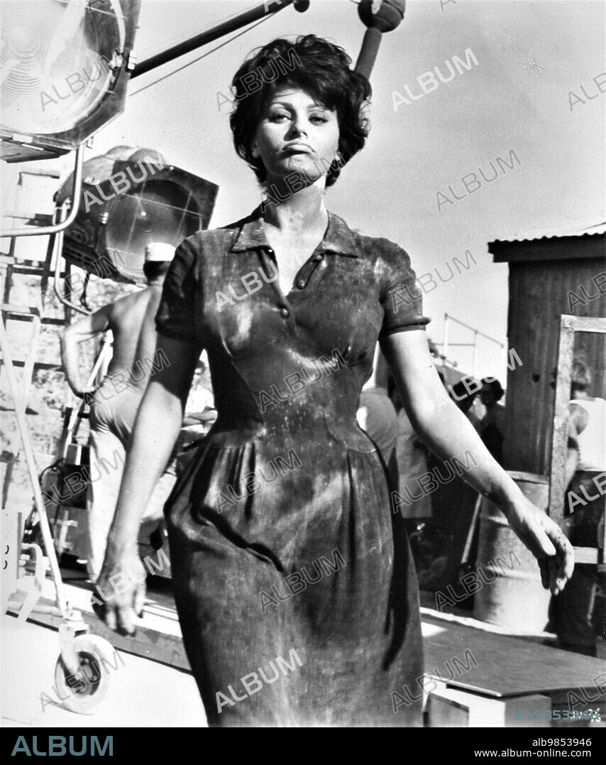 LOREN SOPHIA / LOREN SOFIA 1934/. SOPHIA LOREN in JUDITH, 1966, directed by DANIEL MANN. Copyright PARAMOUNT PICTURES.