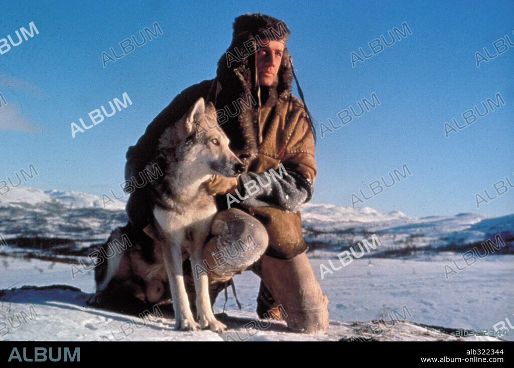 CHRISTOPHER LAMBERT en ESTRELLA DEL NORTE, 1996 (NORTH STAR), dirigida por NILS GAUP.