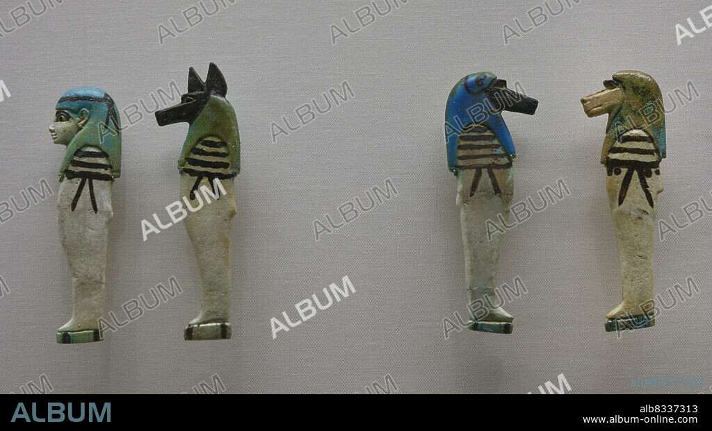 Egipto. Hijos del dios Horus. Período Tardío de Egipto. XXVI dinastía. 664-525 A.C. Loza policromada (altura: 13-14 cm). Museo Calouste Gulbenkian. Lisboa. Portugal.