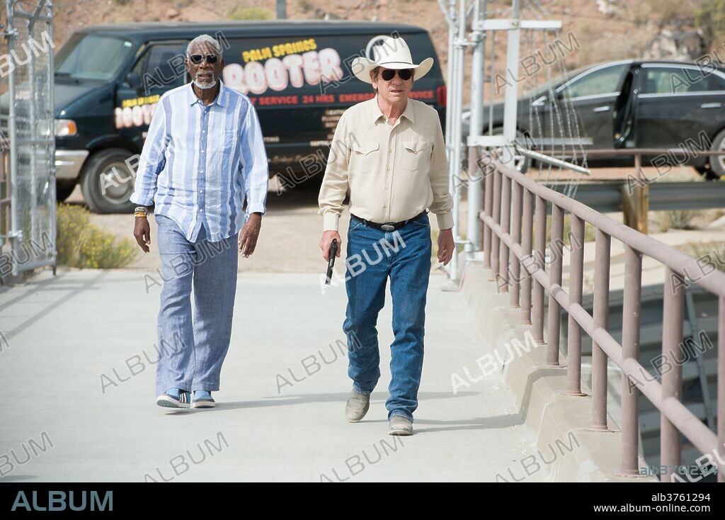 MORGAN FREEMAN and TOMMY LEE JONES in JUST GETTING STARTED, 2017, directed by RON SHELTON. Copyright BROAD GREEN PICTURES/ENDURANCE MEDIA/ENTERTAINMENT ONE / JACOBS, LEWIS.