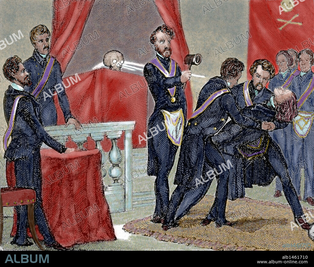 MASONERIA. Reunión de una logia masónica en la CEREMONIA DE INICIACION de un nuevo adepto. Grabado coloreado del siglo XIX.
