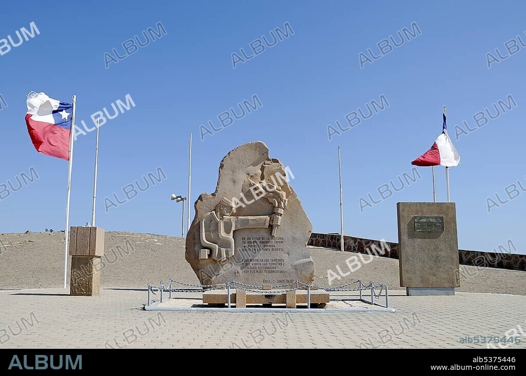 Chilean flag, monument, El Morro, mountain, landmark, theater of war, War of the Pacific, Arica, Norte Grande, North Chile, Chile, South America.