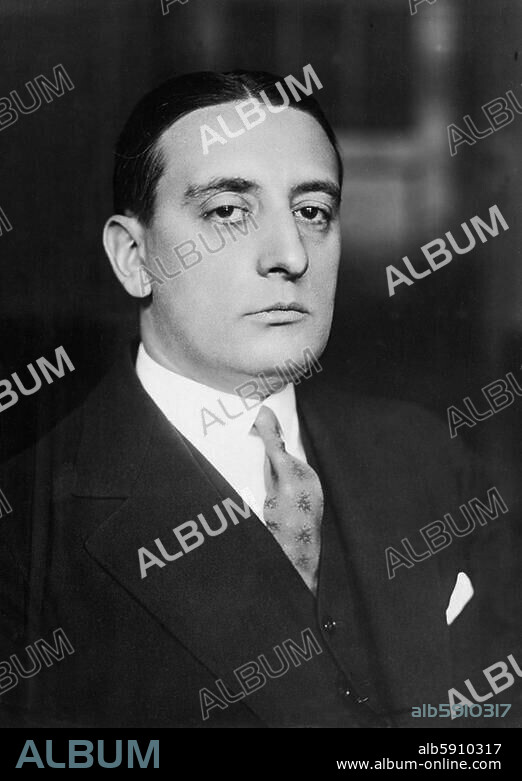 Klein, Fritz (eigentlich Michael Arthur Friedrich). Journalist; Chefredakteur der Deutschen Allgemeinen Zeitung (1925-33); 1895 Siebenbürgen - 1936. Porträt. Foto, undat., um 1930.