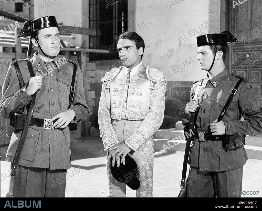 PEPE RUBIO in EL CERRO DE LOS LOCOS, 1960, directed by AGUSTIN NAVARRO. Copyright NAGA FILMS.