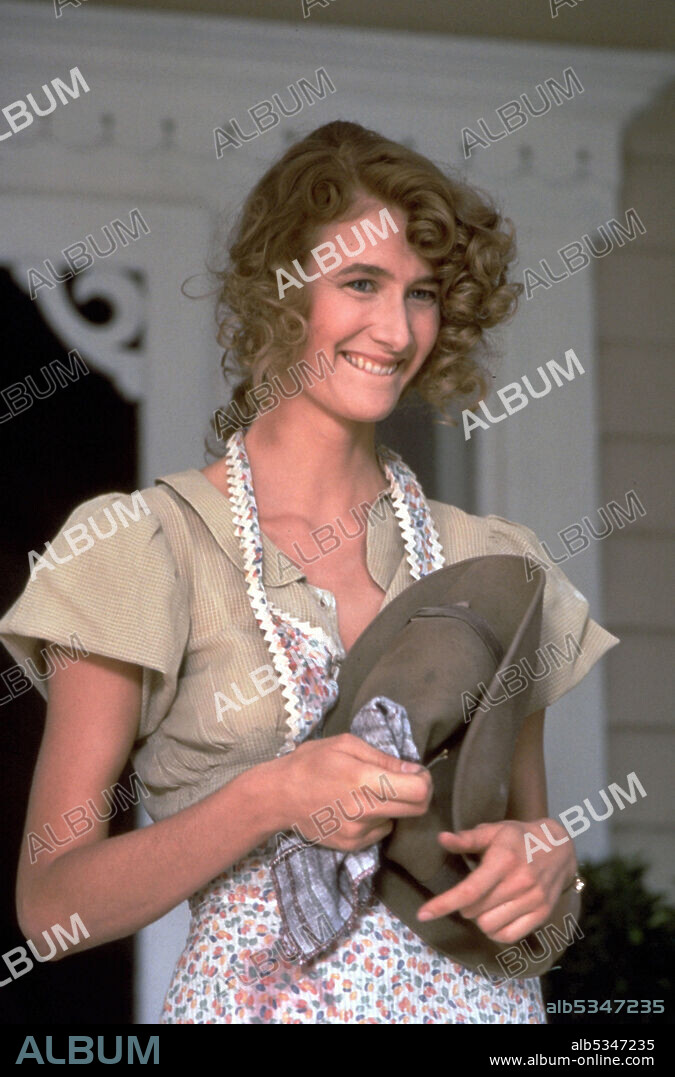LAURA DERN in RAMBLING ROSE, 1991, directed by MARTHA COOLIDGE. Copyright NEW LINE CINEMA.
