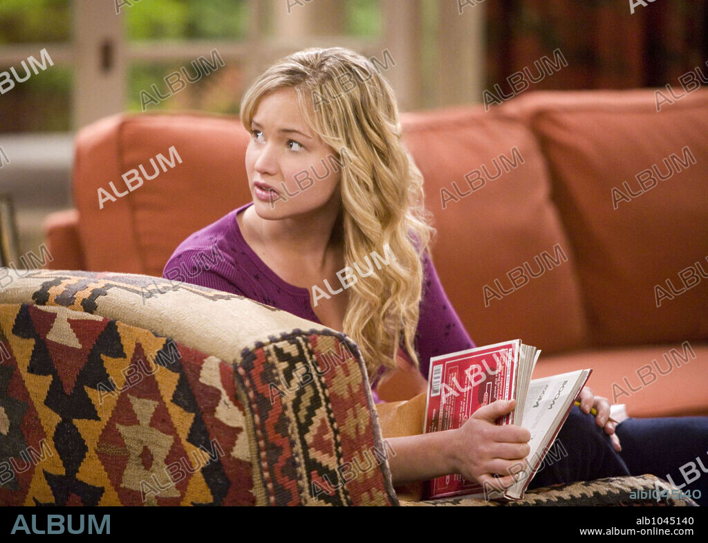 JENNIFER LAWRENCE in THE BILL ENGVALL SHOW, 2007 (BILL ENGVALL SHOW, THE-TV), directed by JAMES WIDDOES. Copyright VERY FUNNY PRODUCTIONS.