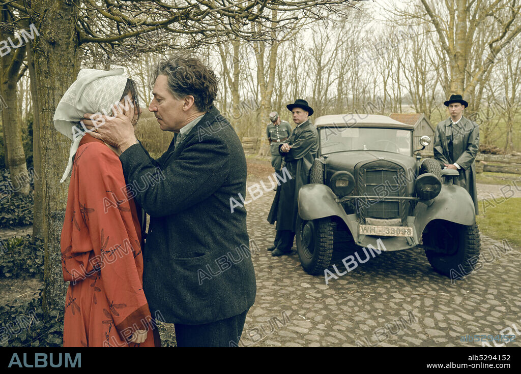 TOBIAS MORETTI in THE GERMAN LESSON, 2019 (DEUTSCHSTUNDE), directed by CHRISTIAN SCHWOCHOW. Copyright SENATOR FILM PRODUKTION.