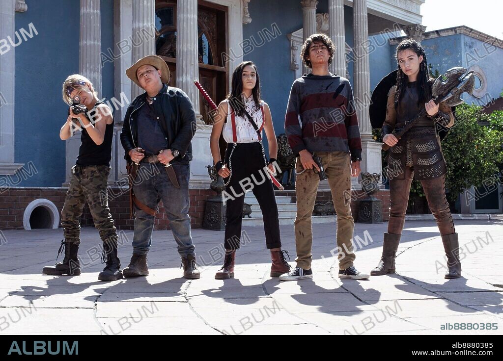 IÑAKI GODOY, MARCELO BARCELO, ROBERTA DAMIAN and VINCENT MICHAEL WEBB in MEXZOMBIES, 2022, directed by CHAVA CARTAS. Copyright Draco Films.
