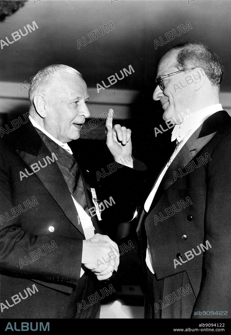 1952: New Olympic President. J Sigfried Edstrom of Sweden (left), retiring President of the Olympic International Committee, congratulates his successor, Avery Brundage of Chicago, USA in Helsinki, Finland.
