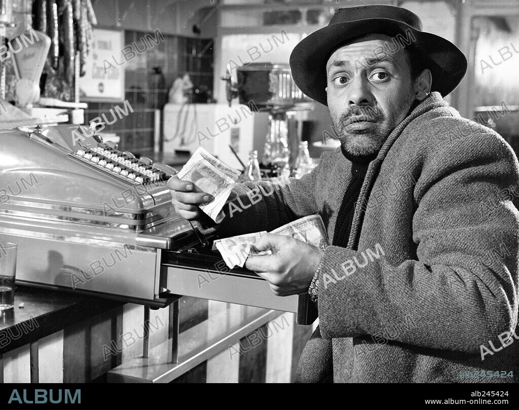 JOSE LUIS OZORES en LA HORA INCOGNITA, 1963, dirigida por MARIANO OZORES.