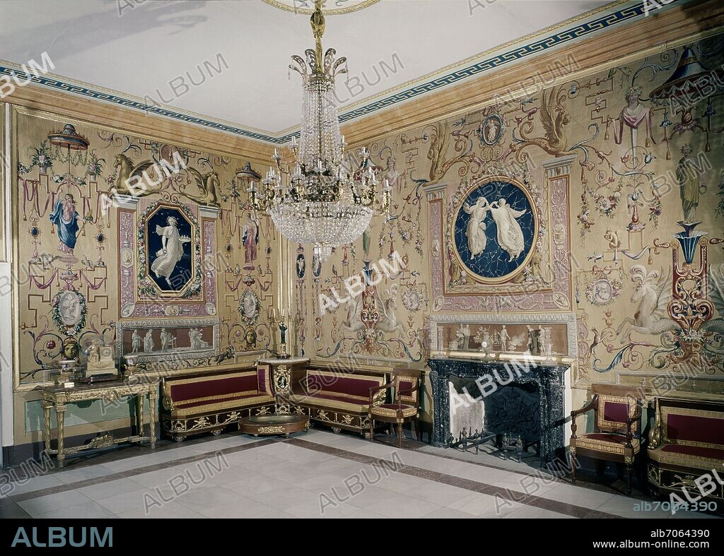 PALACIO DE LOS BORBONES - SALON POMPEYANO - FOTO AÑOS 60.
