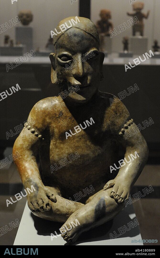 Seated female figure. Ceramic. Nayarit style. Protoclassic Period (100 BC-250 AD). Western Mexico. Museum of the Americas. Madrid, Spain.