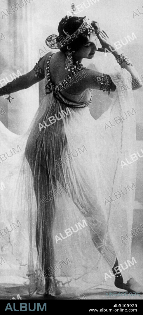 Mata Hari, Dutch Exotic Dancer and Courtesan